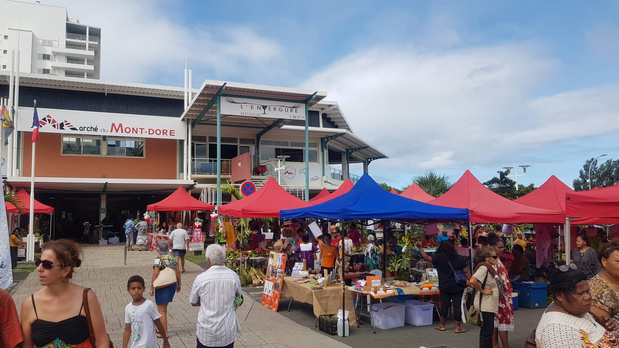 Belle affluence pour le Marché du Mont Dore spécial Grand Sud