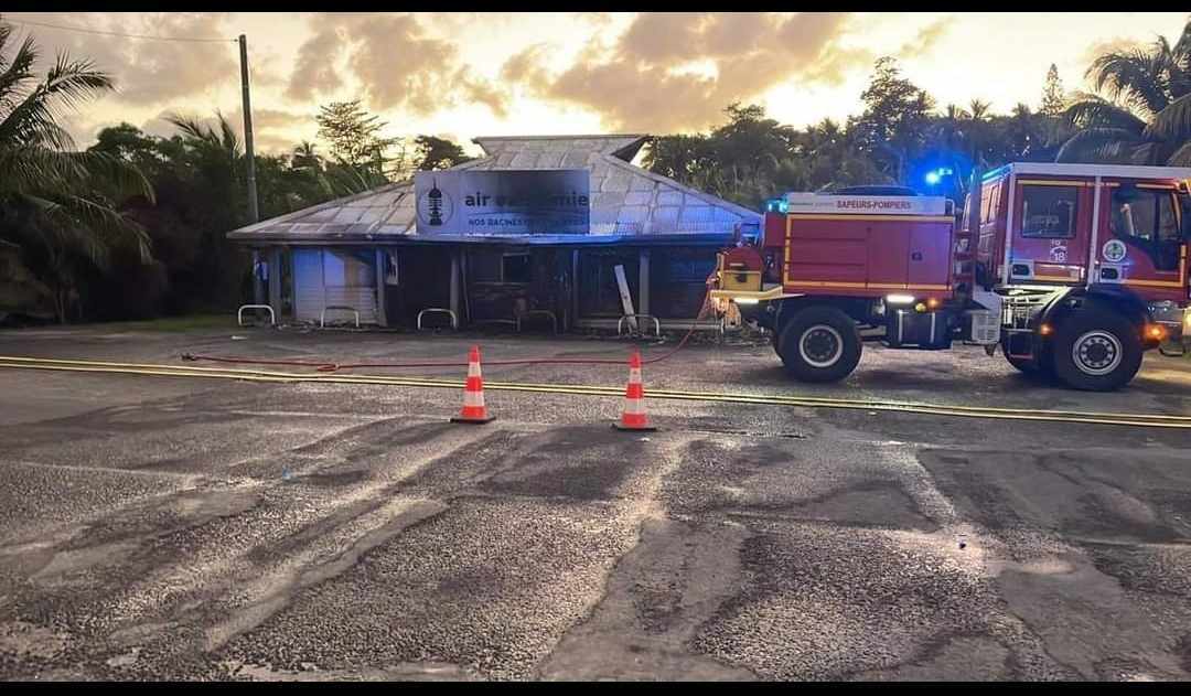 L'agence d'Aircal incendiée à Lifou