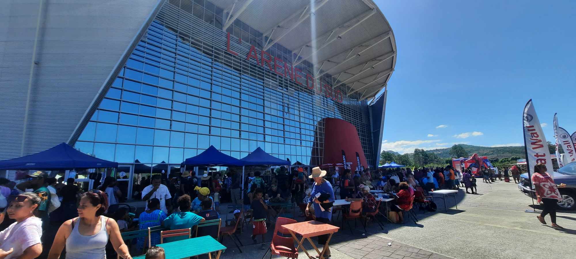 Belle fréquentation à l’Arène du Sud de Païta pour sa braderie