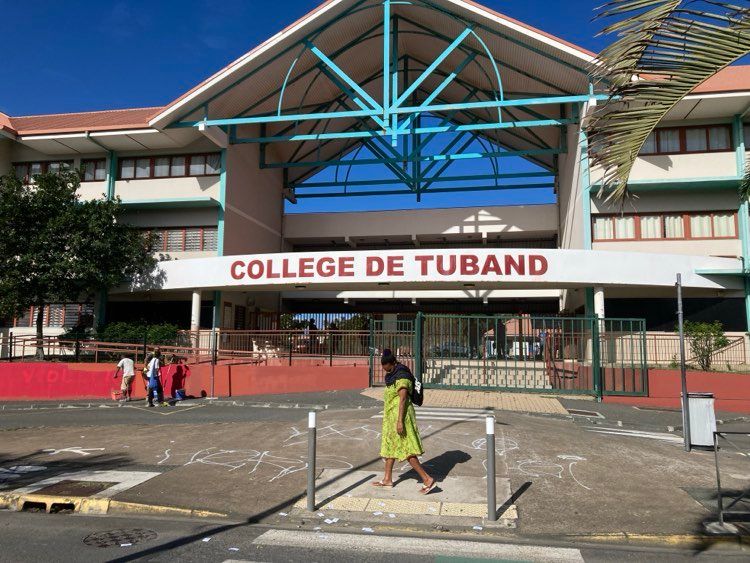 Une rentrée scolaire écourtée pour le collège de Tuband, victime de caillassage