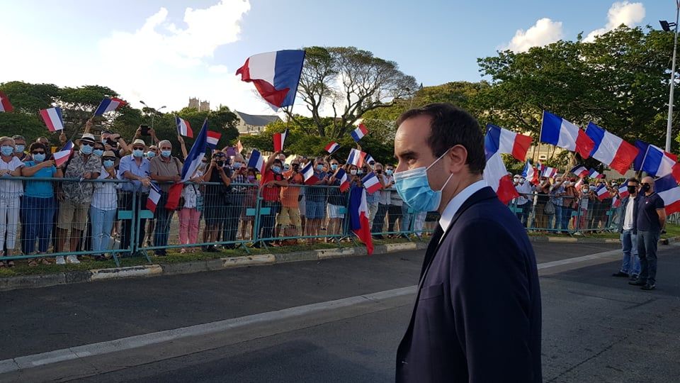 Sébastien Lecornu place Bir Hakeim pour sa seule sortie officielle