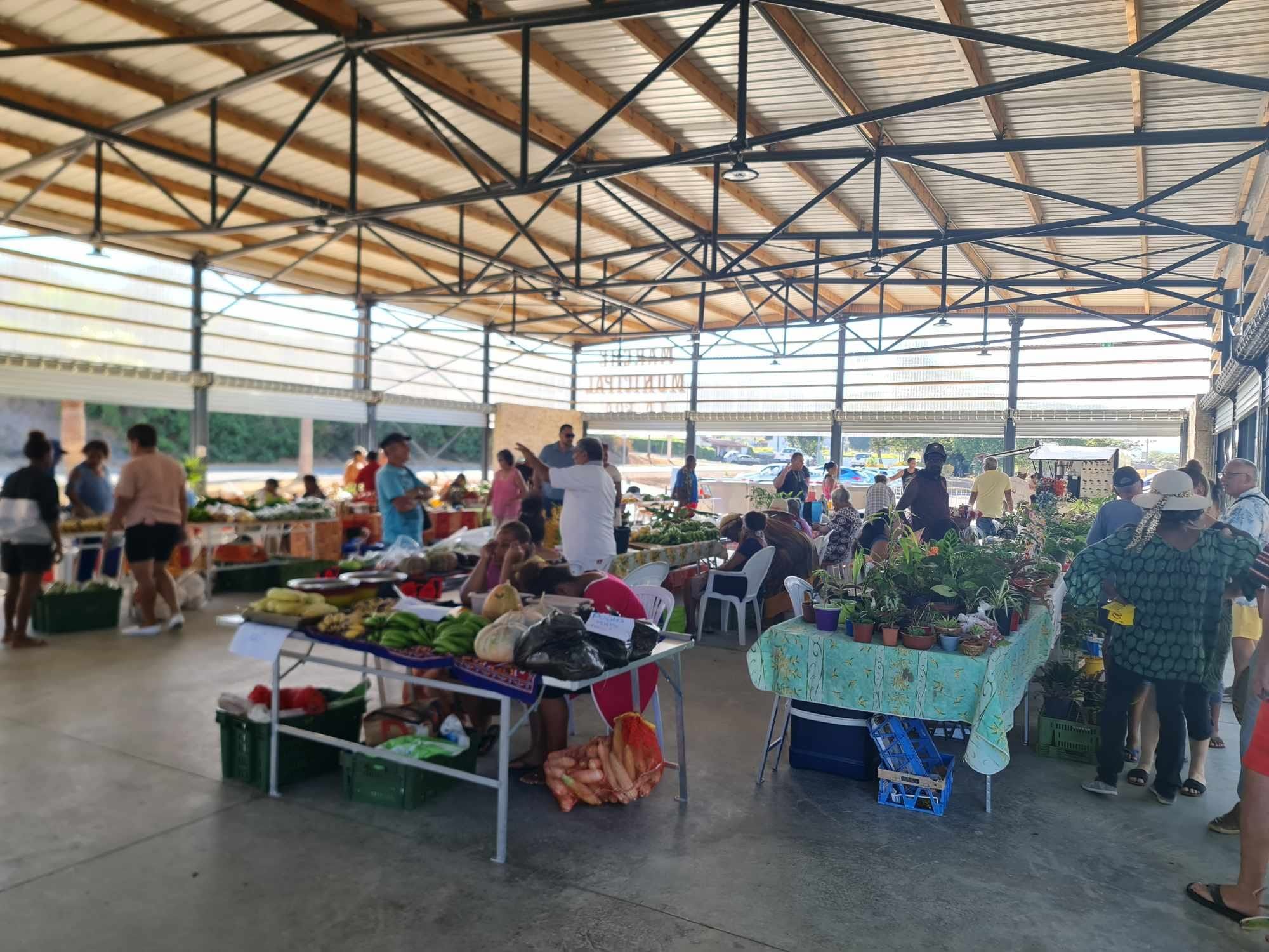 Ouverture officielle du marché municipal de La Foa