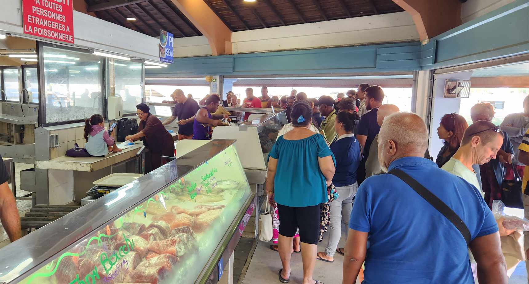 Réouverture du marché municipal de Nouméa