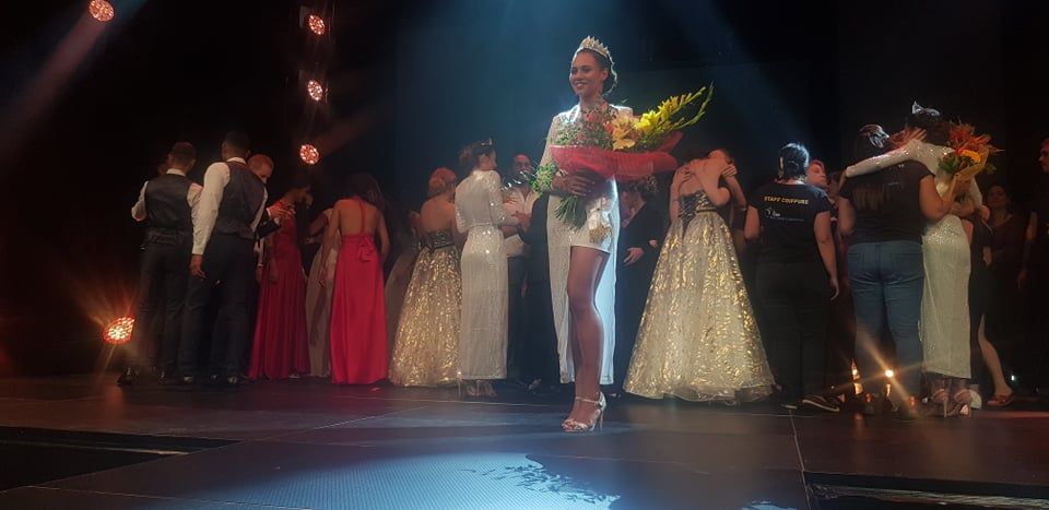 Miss Nouvelle Calédonie 2021 est Emmy Chenin.