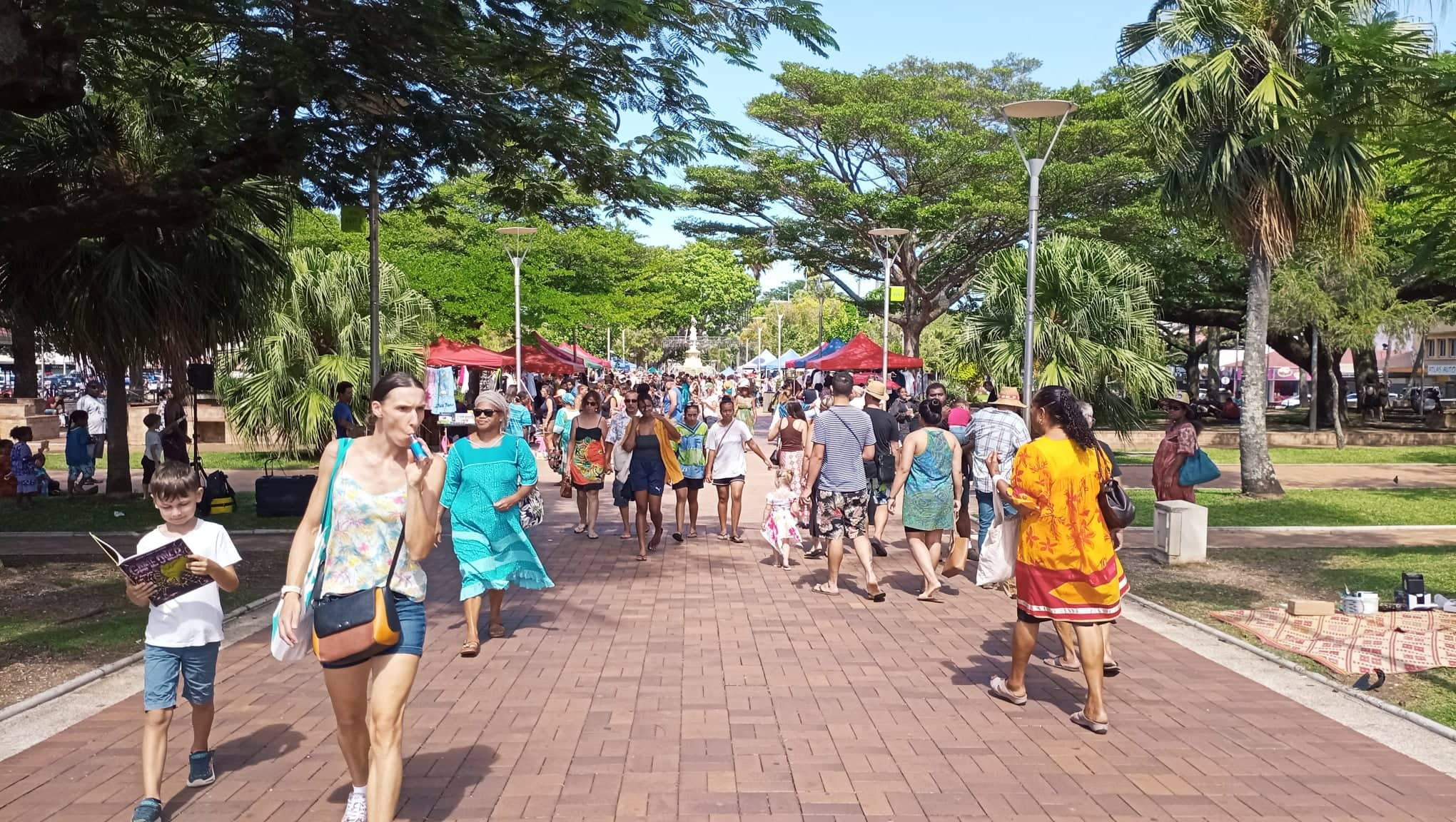 Gros succès pour le vide-greniers de la ville de Nouméa