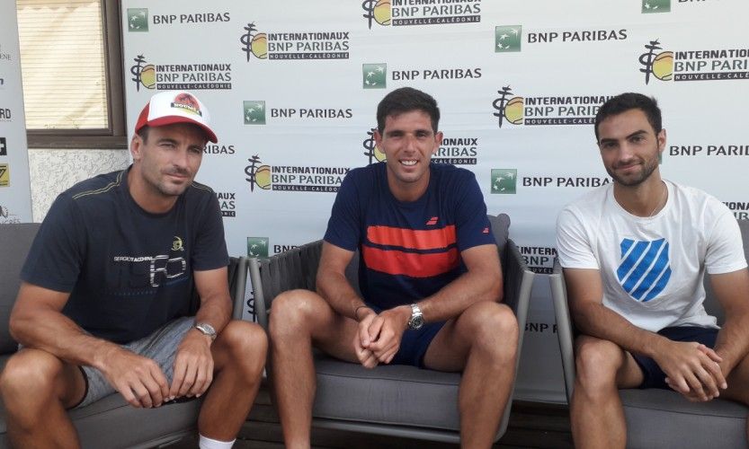 Avantage au grand tennis à Nouméa!