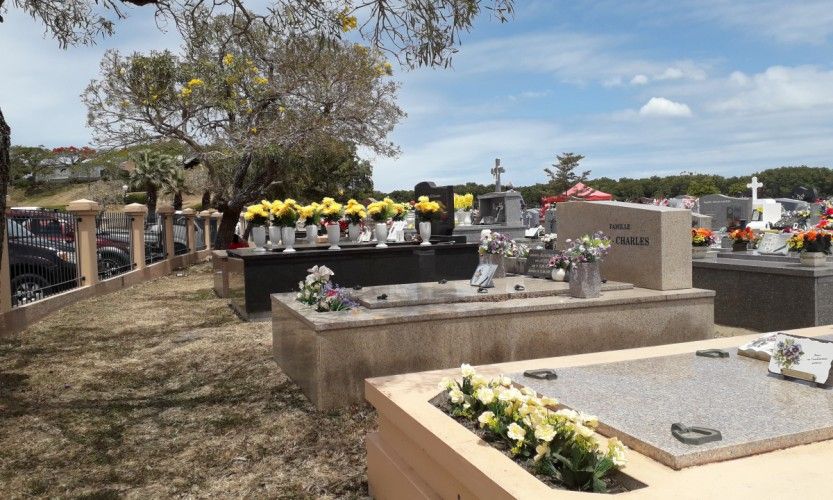 Les cimetières de Nouméa rouvrent demain