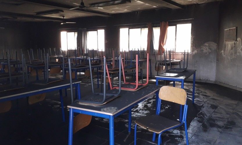Le collège Louise Michel incendié