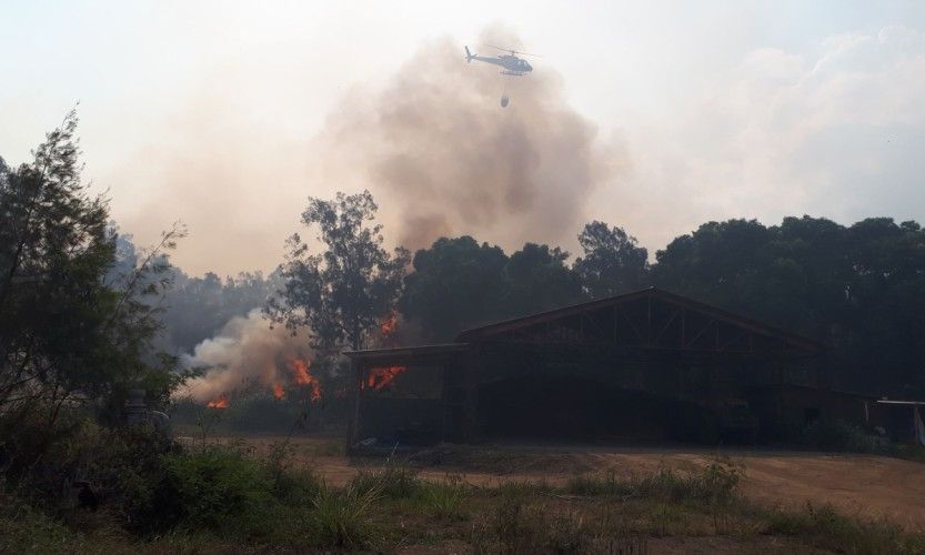 Le Feu brûle vers le Mont Mou