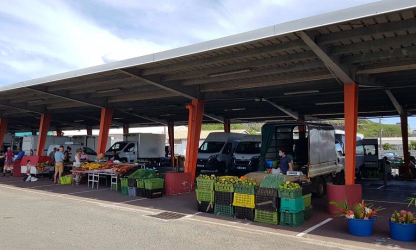 Le Marché de Ducos ouvert au public