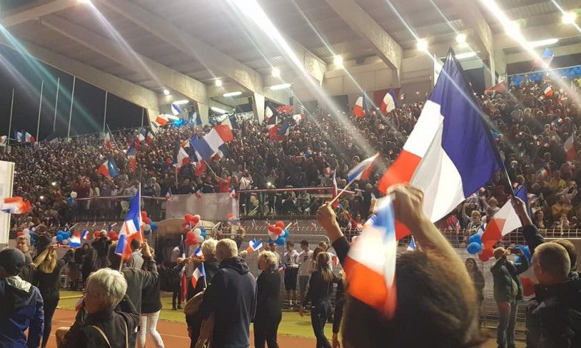 Meeting final des Loyalistes