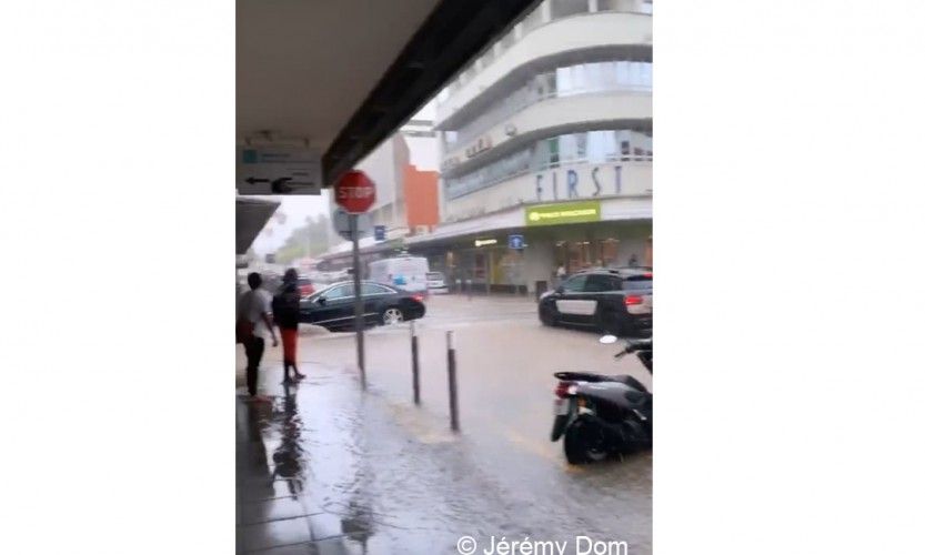 Pluies intenses à Nouméa ce midi