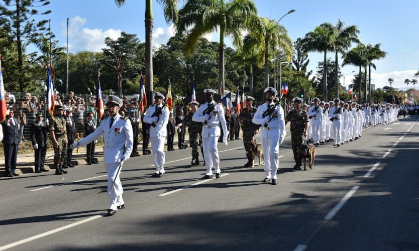 Répétition du défilé militaire hier