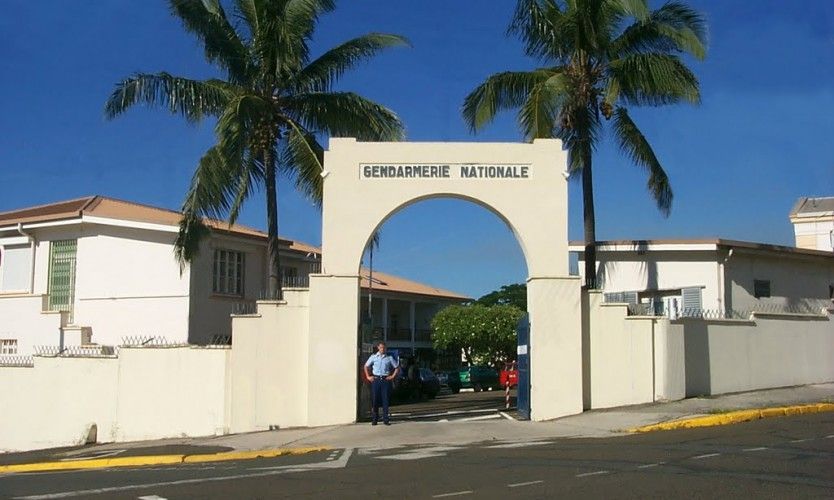 Sortie de garde à vue pour R. Mapou