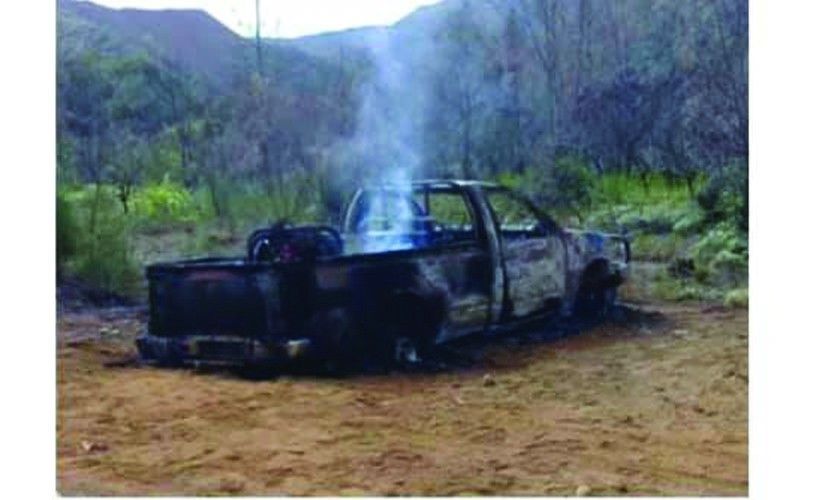 Un camion de pompiers incendié